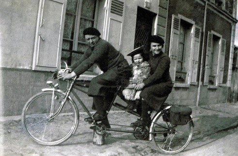1938 - Famille Blanchard avenue de Champigny (actuelle avenue du Général Leclerc
